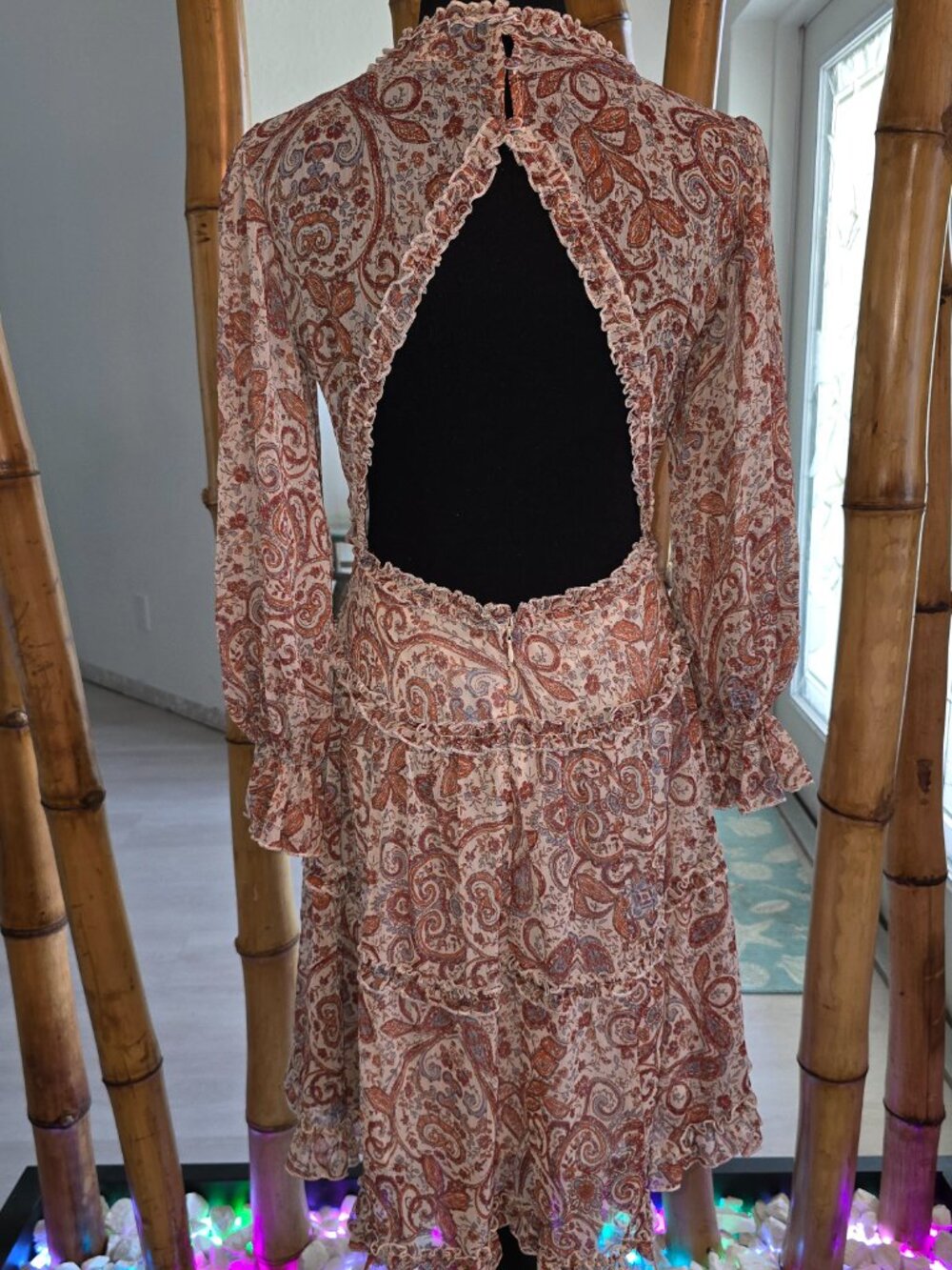 Paisly pattern Dress - Picture 3 of 4